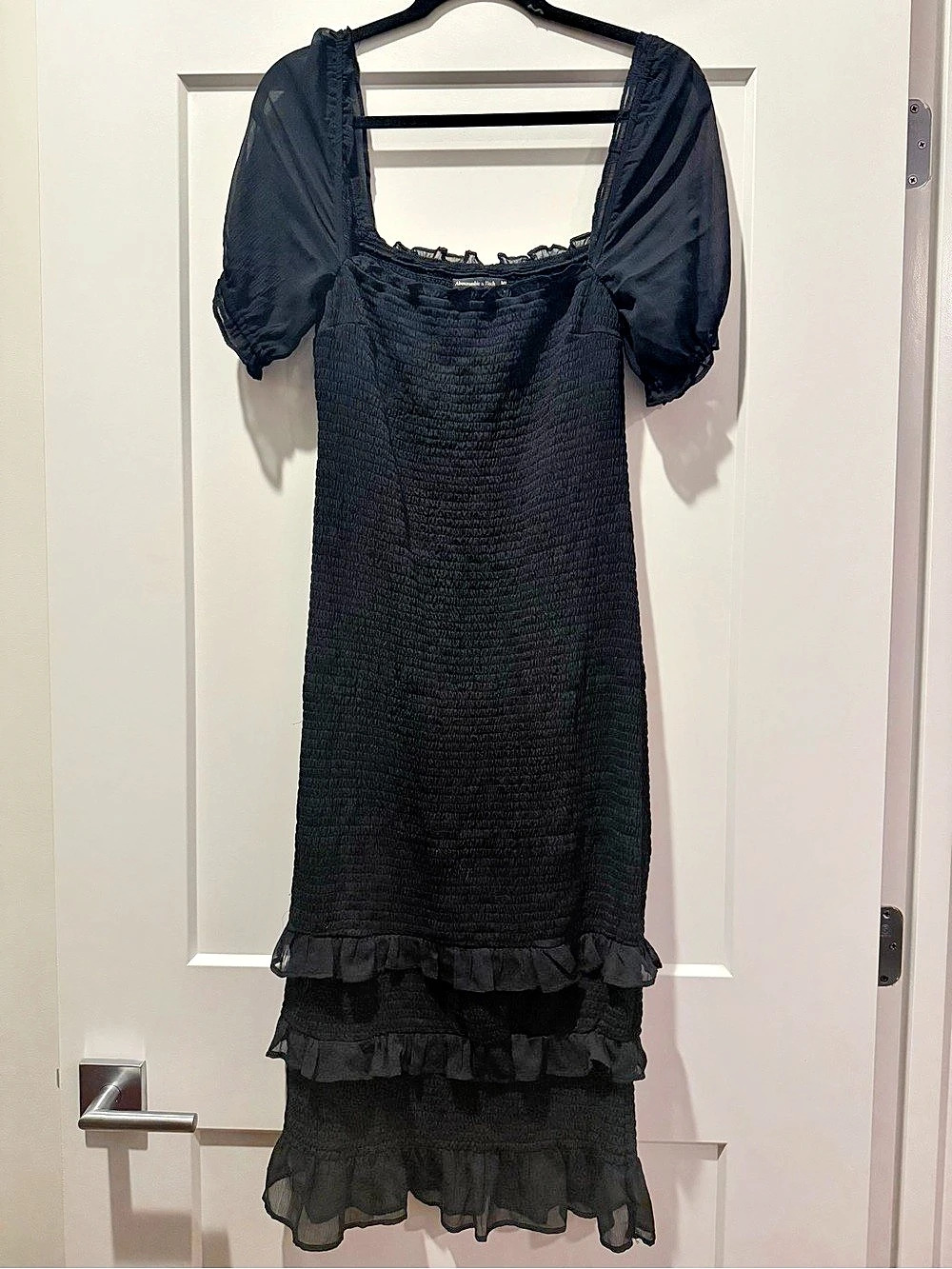 Abercrombie & Fitch Black Ruffle Knee Length Dress Size Medium Like New